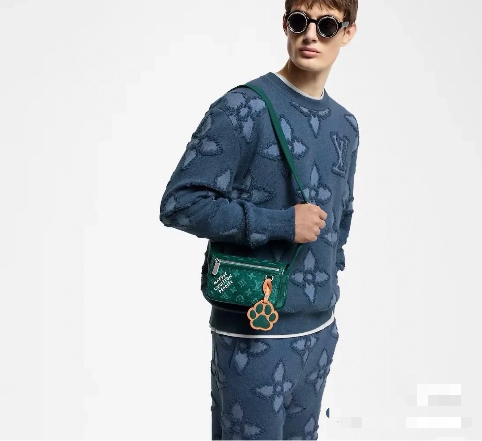 wg.luxury- 8V wool item:E-F237C1814
